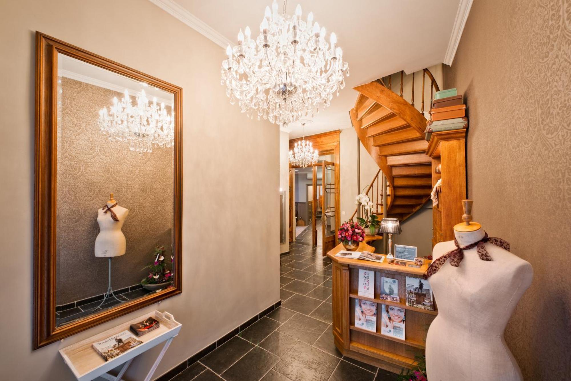Boutique Hotel Caelus VII Tongres Extérieur photo