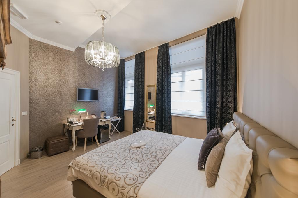 Boutique Hotel Caelus VII Tongres Extérieur photo